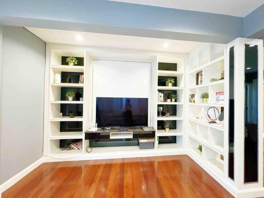 5brhouse Centre Silom 3min To Bts Saint Louis