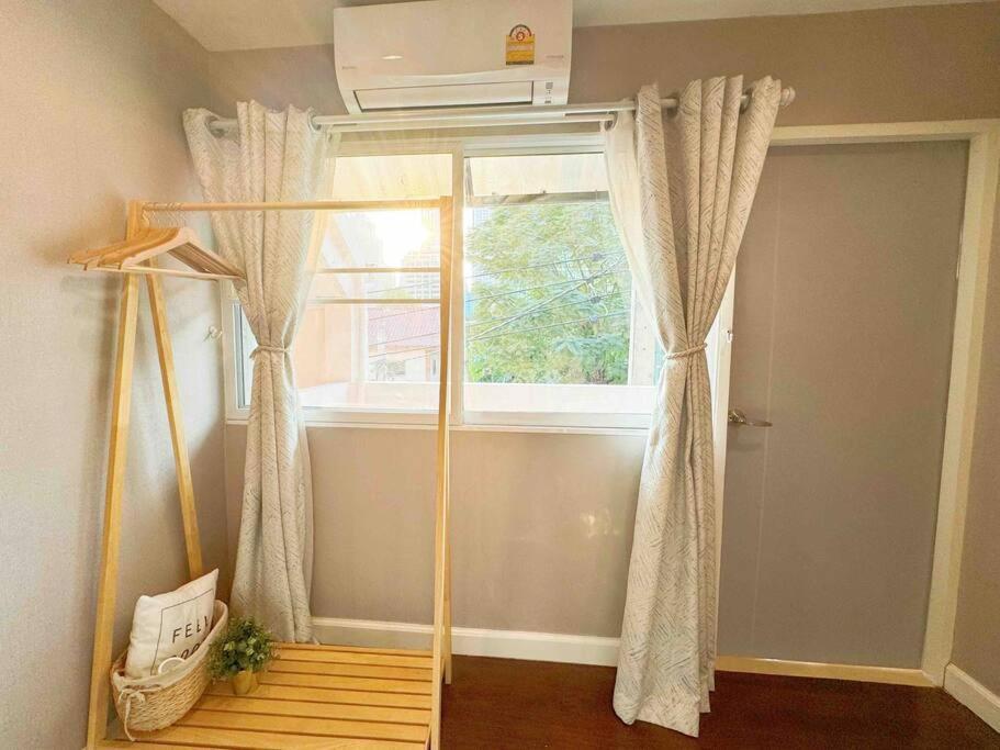 5brhouse Centre Silom 3min To Bts Saint Louis