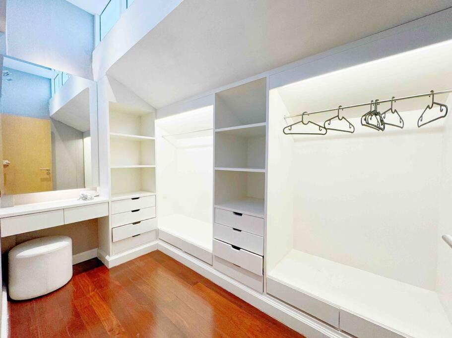 5brhouse Centre Silom 3min To Bts Saint Louis